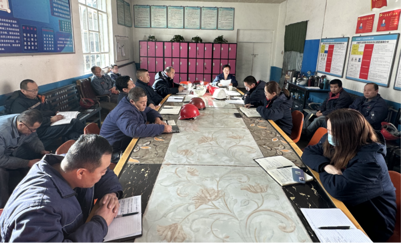 對標(biāo)對表新要求 主動(dòng)作為抓落實(shí)&mdash;&mdash;物產(chǎn)工投公司紀(jì)委召開學(xué)習(xí)貫徹中紀(jì)委、省紀(jì)委二次全會(huì)精神專題會(huì)議暨節(jié)前廉政教育警示會(huì)