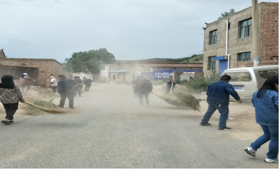以&ldquo;慶七一&rdquo;為載體，物產(chǎn)工投公司黨委將&ldquo;黨的建設(shè)重點強(qiáng)化年&rdquo;活動向基層延伸